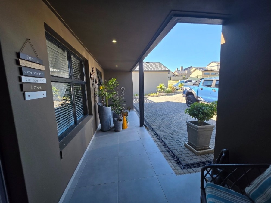3 Bedroom Property for Sale in Hartland Lifestyle Estate Western Cape